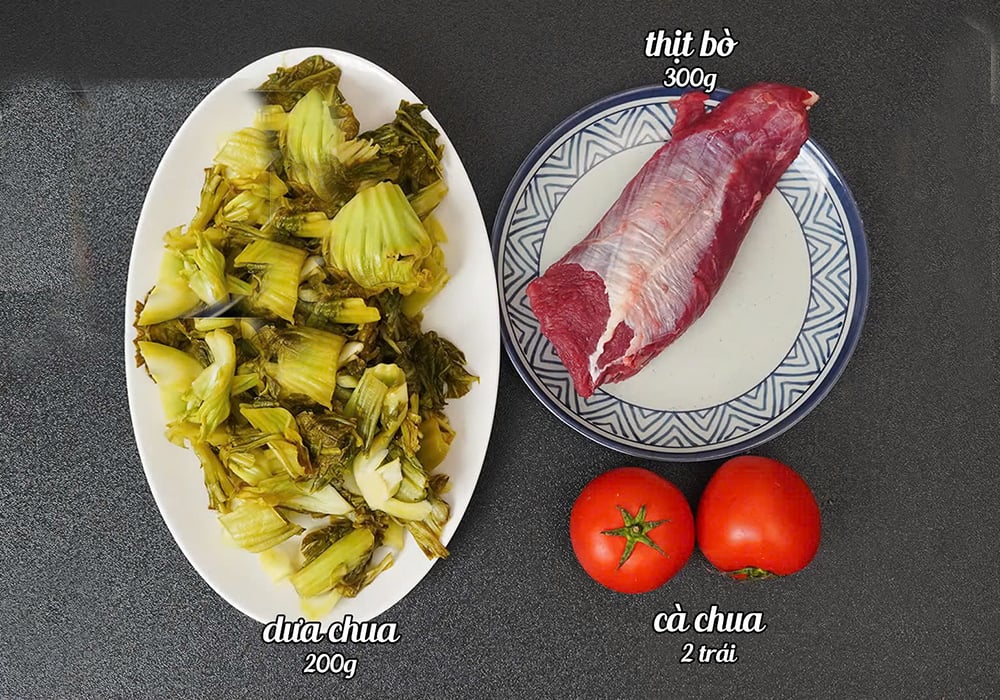 Nguyên liệu làm bò xào dưa chua