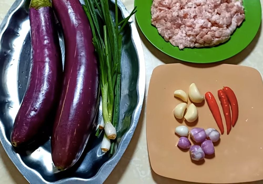 Nguyên liệu làm cà tím xào thịt bằm