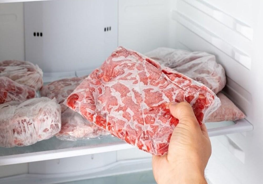 Sắp xếp các loại thịt trong tủ lạnh