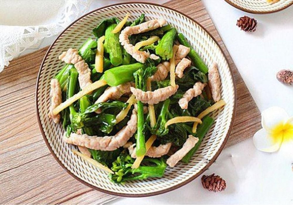 Cải ngọt xào thịt heo