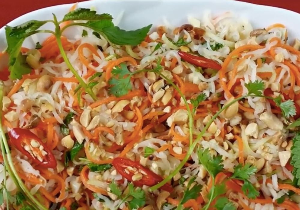 Gỏi su hào cà rốt