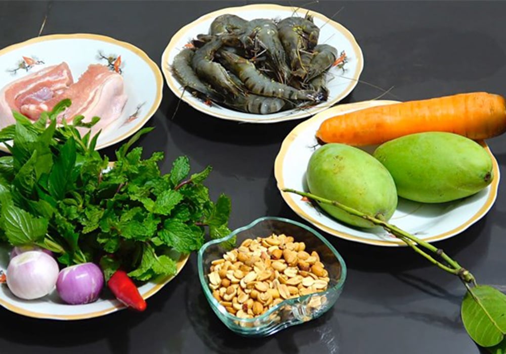 Nguyên liệu làm gỏi xoài tôm thịt