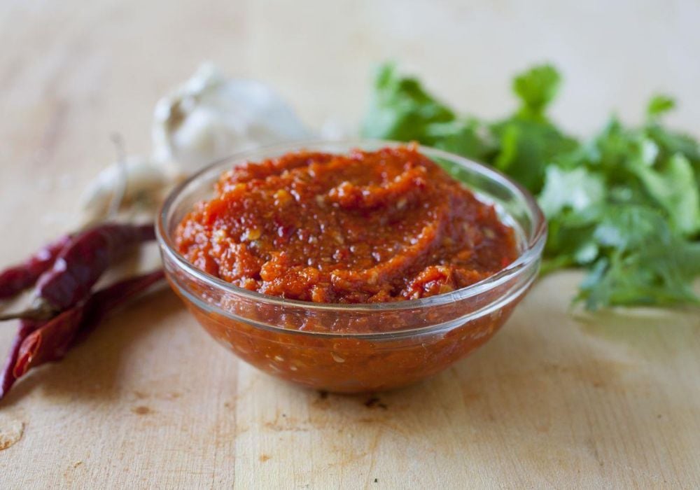 Sốt sambal có thể bảo quản trong ngăn mát tủ lạnh và dùng trong 1 tháng