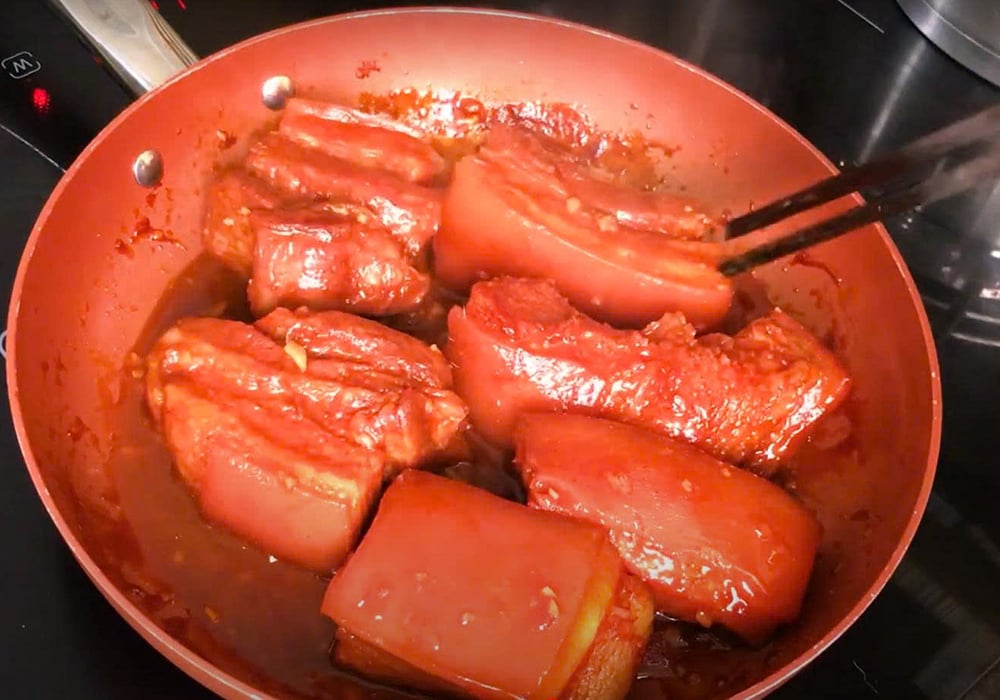 Làm thịt xá xíu bằng chảo