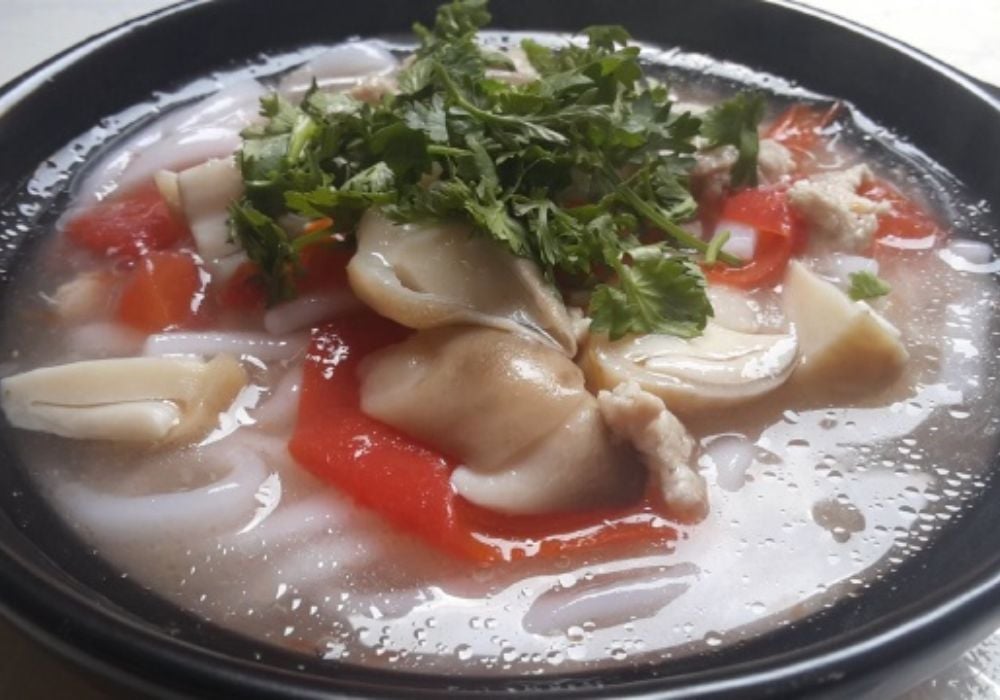 Banh canh thịt băm