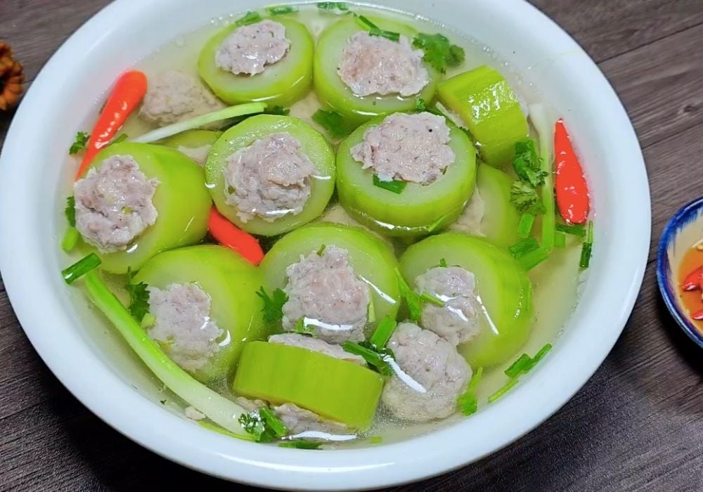 Món canh bí đao nhồi thịt