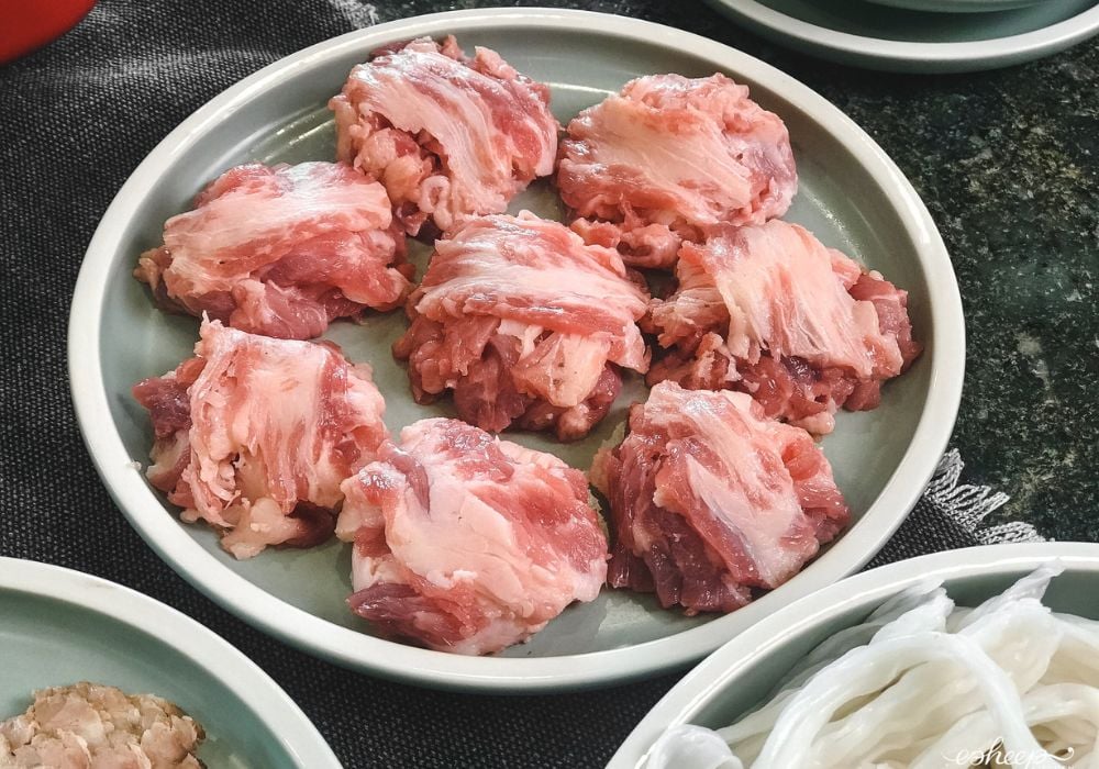 Để làm phở bò ngon, bước chọn nguyên liệu rất quan trọng