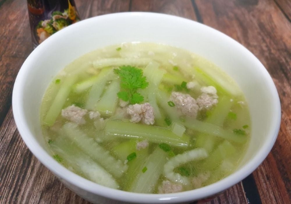 Canh bầu hấp dẫn