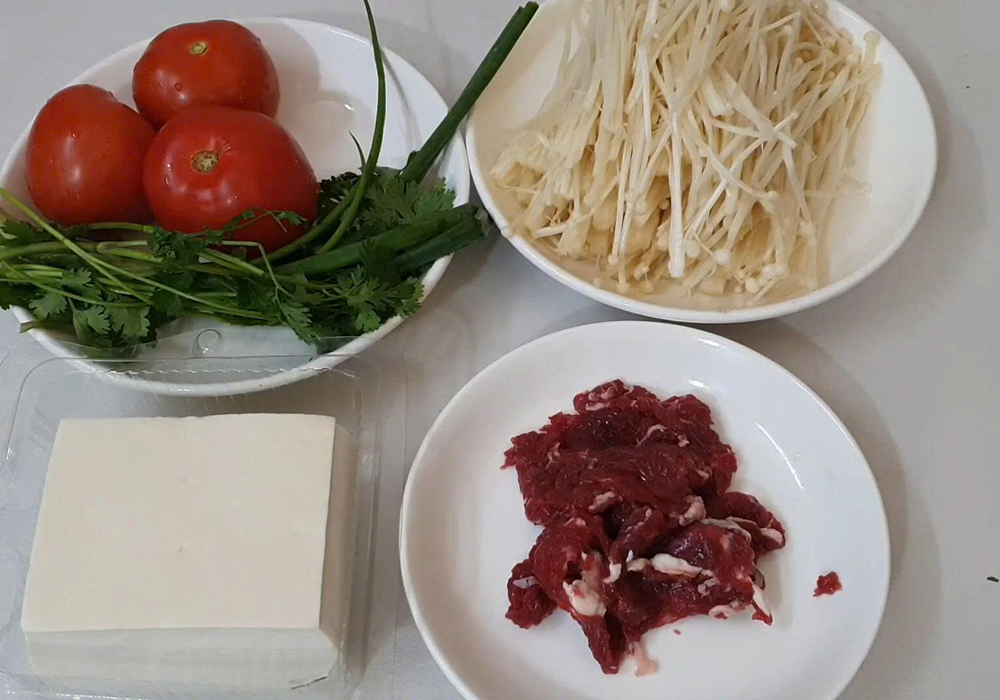 Nguyên liệu làm canh chua thịt bò đậu phụ