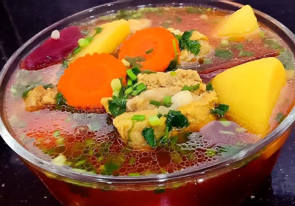 Món canh củ dền xương heo