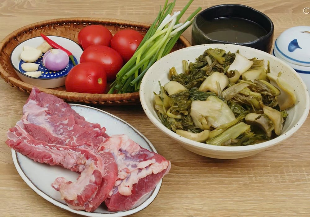 Nguyên liệu làm canh dưa bò