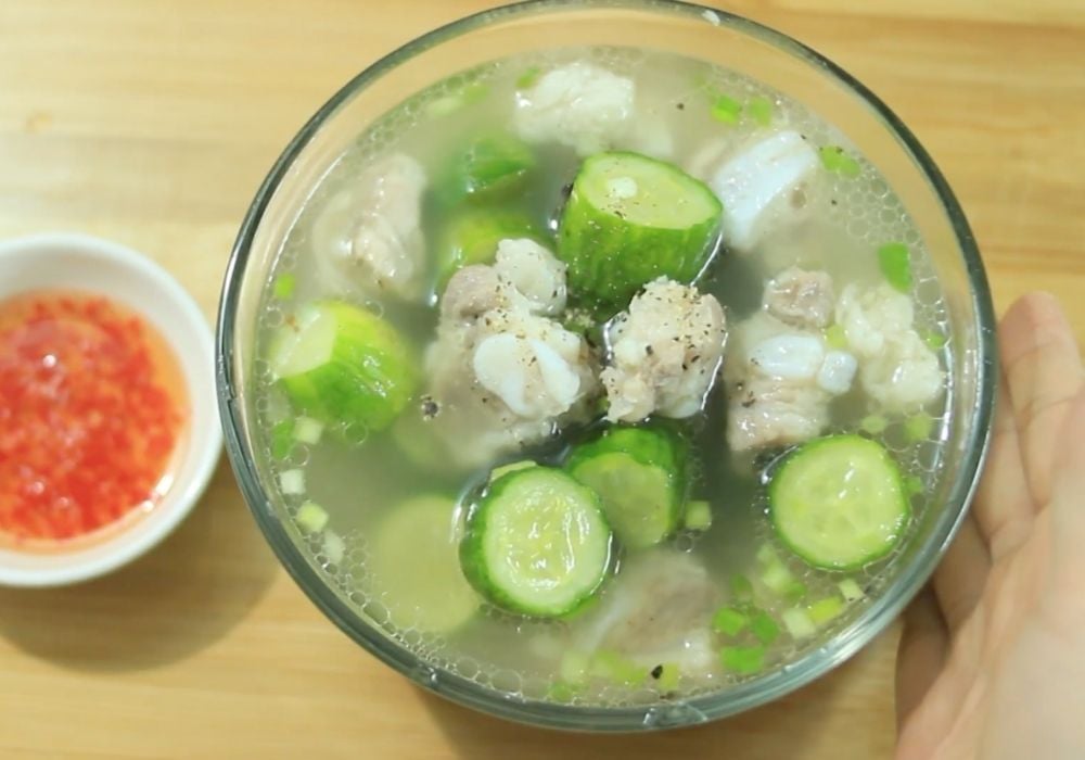 Canh dưa leo xương heo