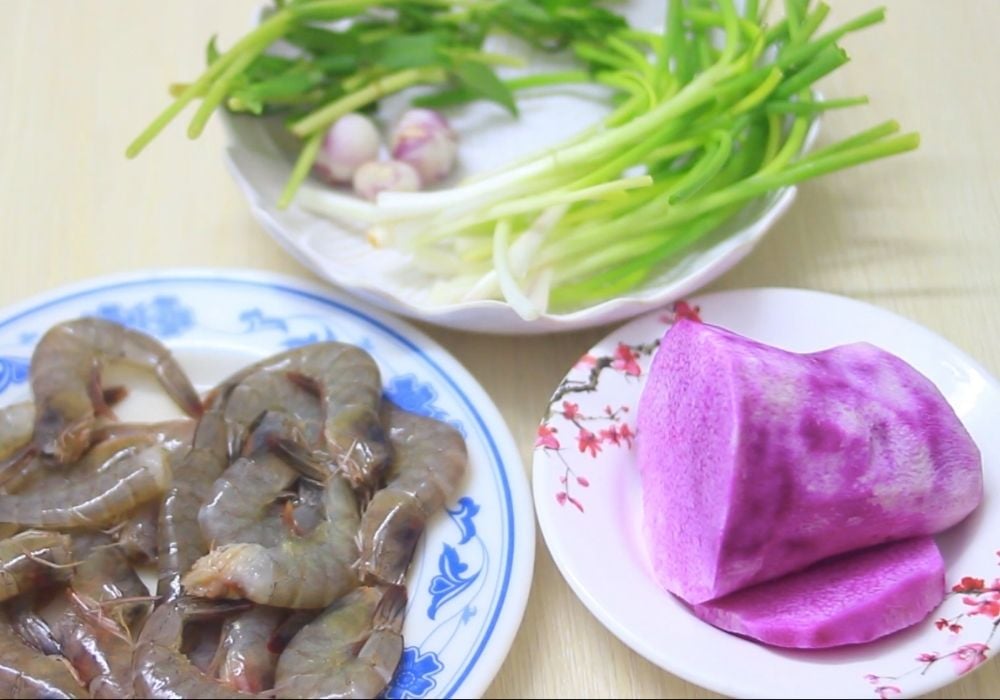 Nguyên liệu canh khoai mỡ nấu tôm