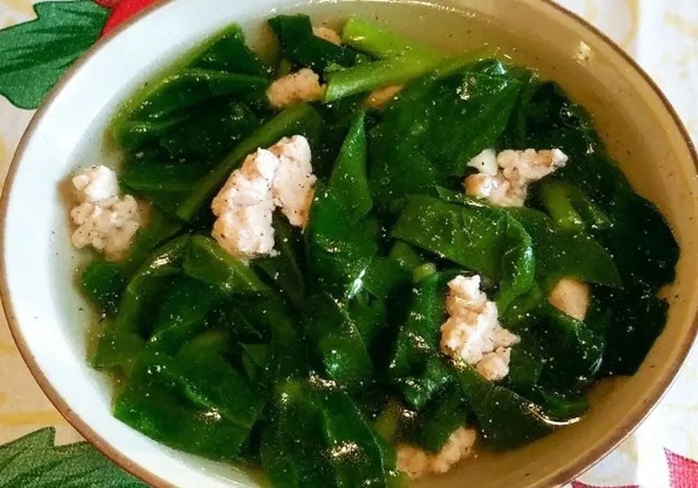 Canh rau mồng tơi với thịt heo băm