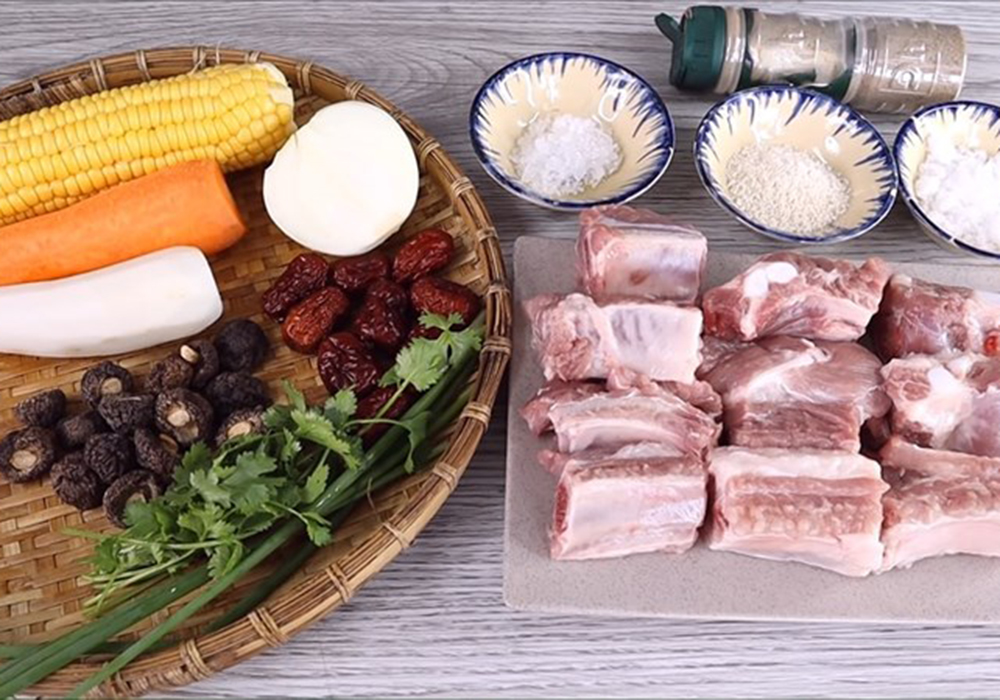 Nguyên liệu làm canh sườn non hầm rau củ