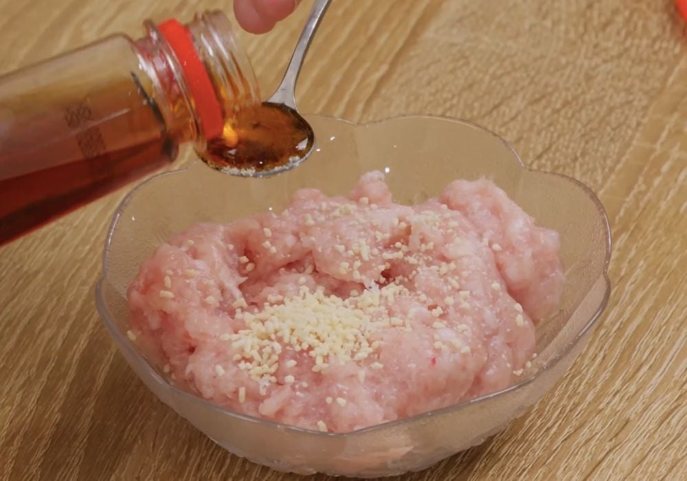 Sơ chế thịt bằm