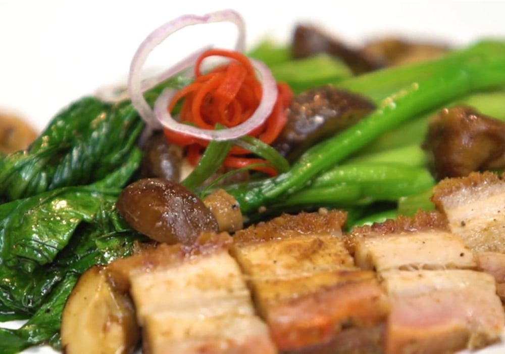 Heo quay xào cải rổ