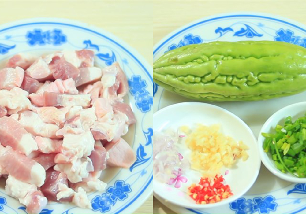 Nguyên liệu làm khổ qua kho thịt