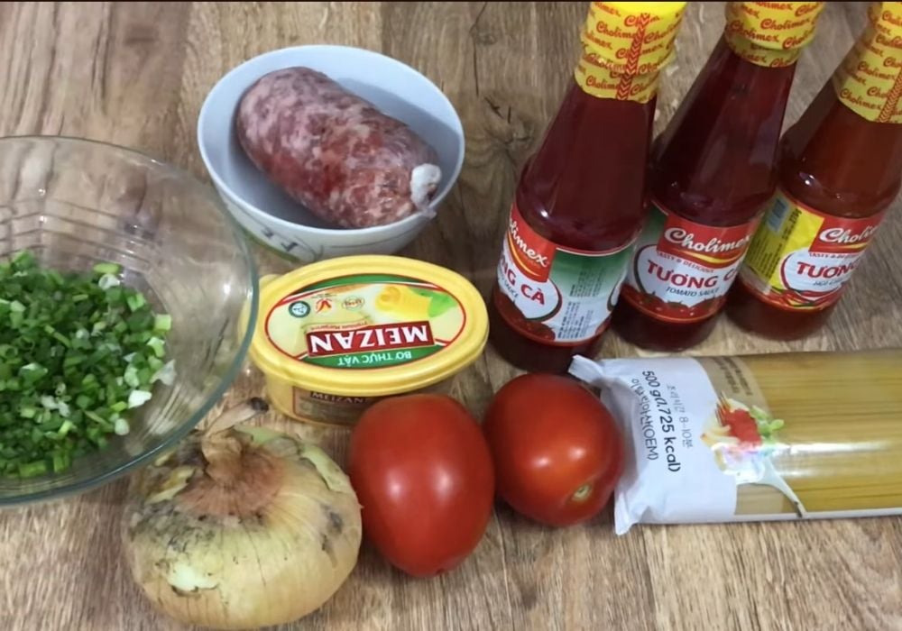 Nguyên liệu làm mì ý sốt cà chua thịt heo bằm