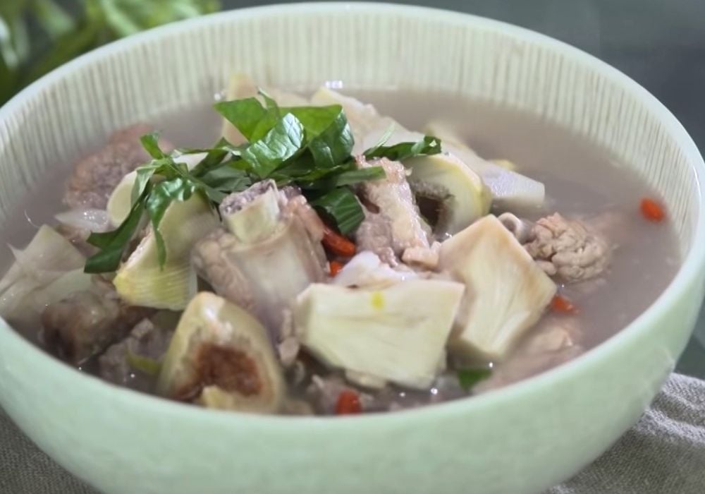 Canh xương hầm