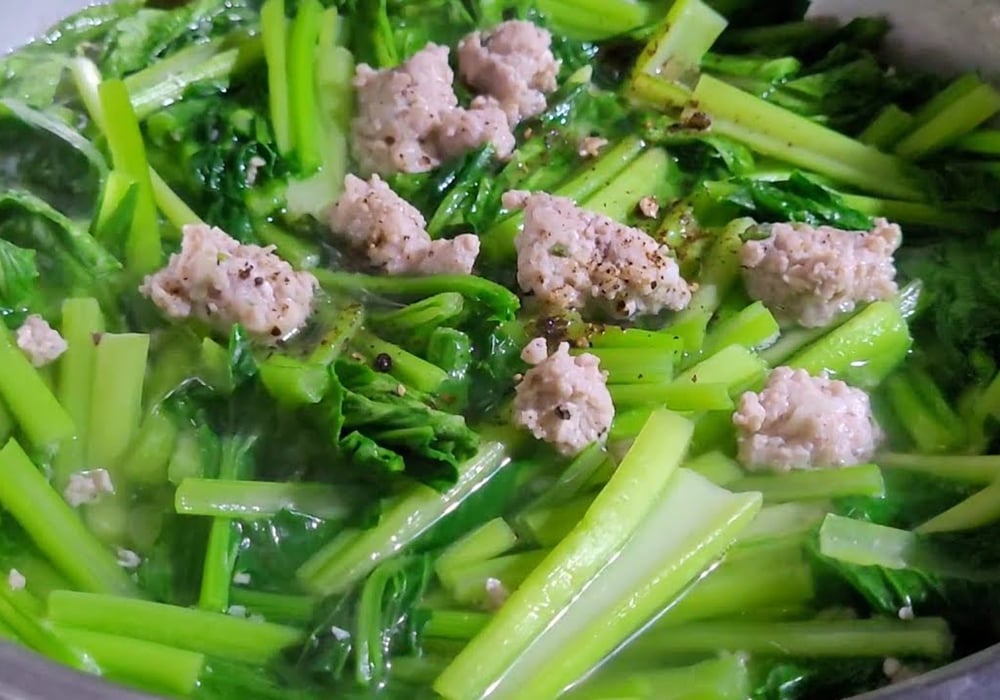 Canh cải ngọt thịt viên