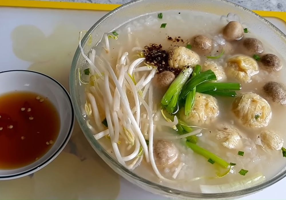 Cháo thịt viên chay