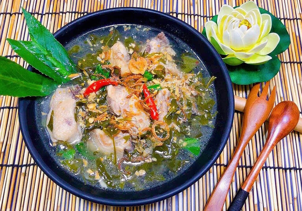 Bảo quản canh gà lá giang đúng cách