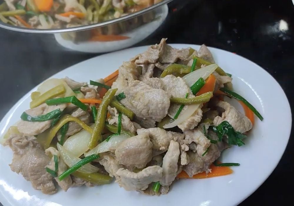 Rau tiến vua xào thịt lợn