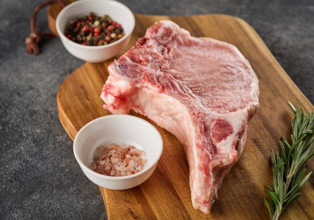 Sơ chế và ướp sườn