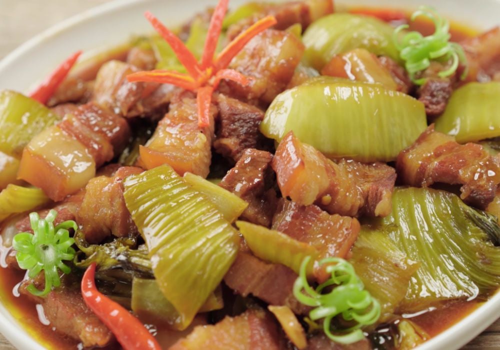 Thịt ba chỉ kho cải chua
