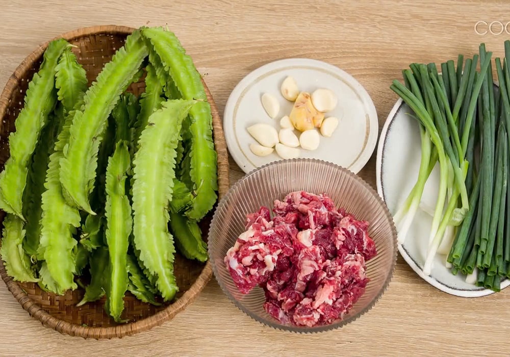 Nguyên liệu làm thịt bò xào đậu rồng