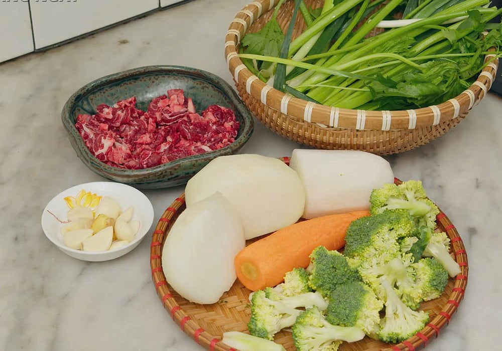 Nguyên liệu làm thịt bò xào thập cẩm