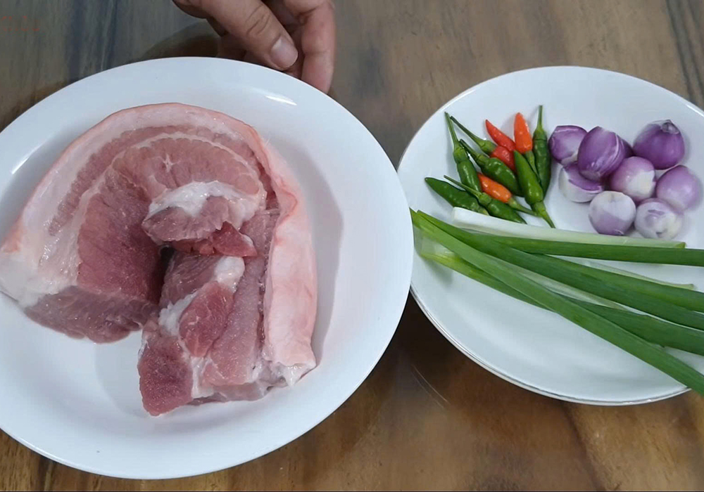 Nguyên liệu làm thịt kho quẹt