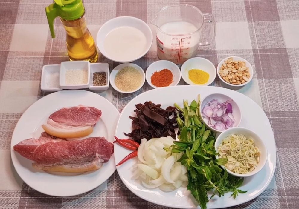 Nguyên liệu làm thịt nai xào lăn
