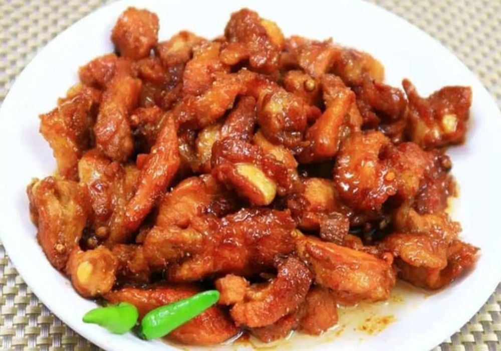 Thịt nạc dăm chiên nước mắm