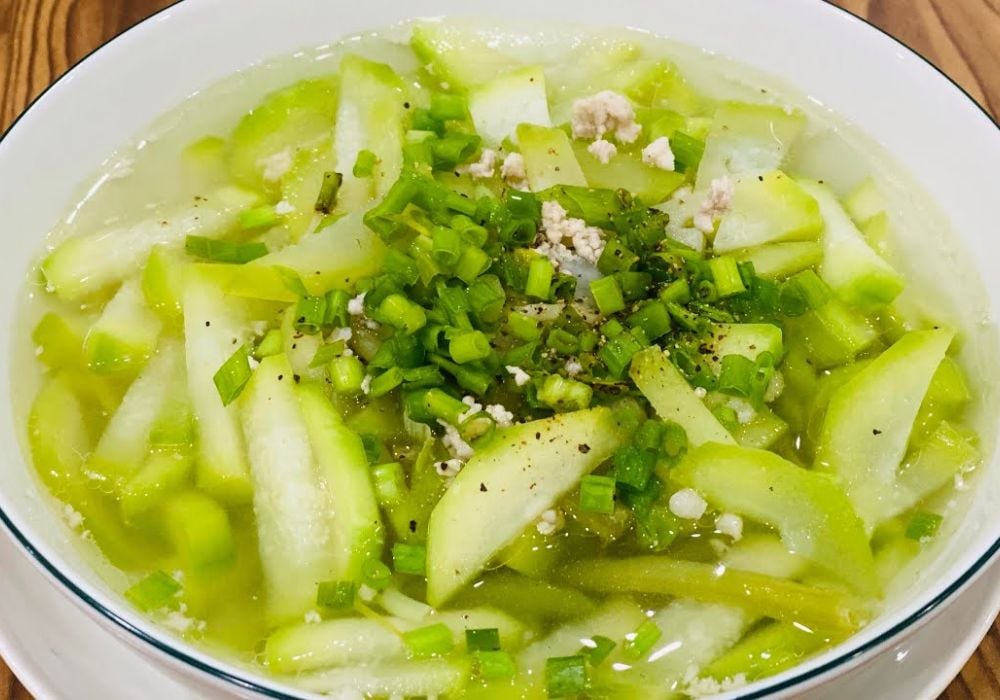 Canh bí đao nấu thịt