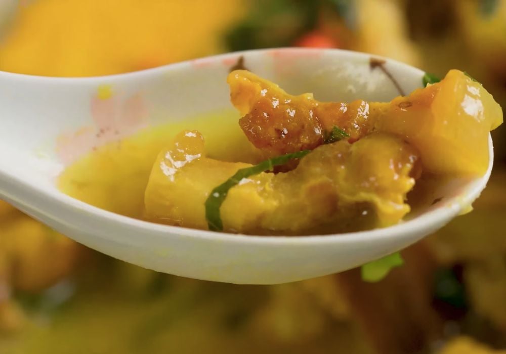Món thịt om chuối xanh