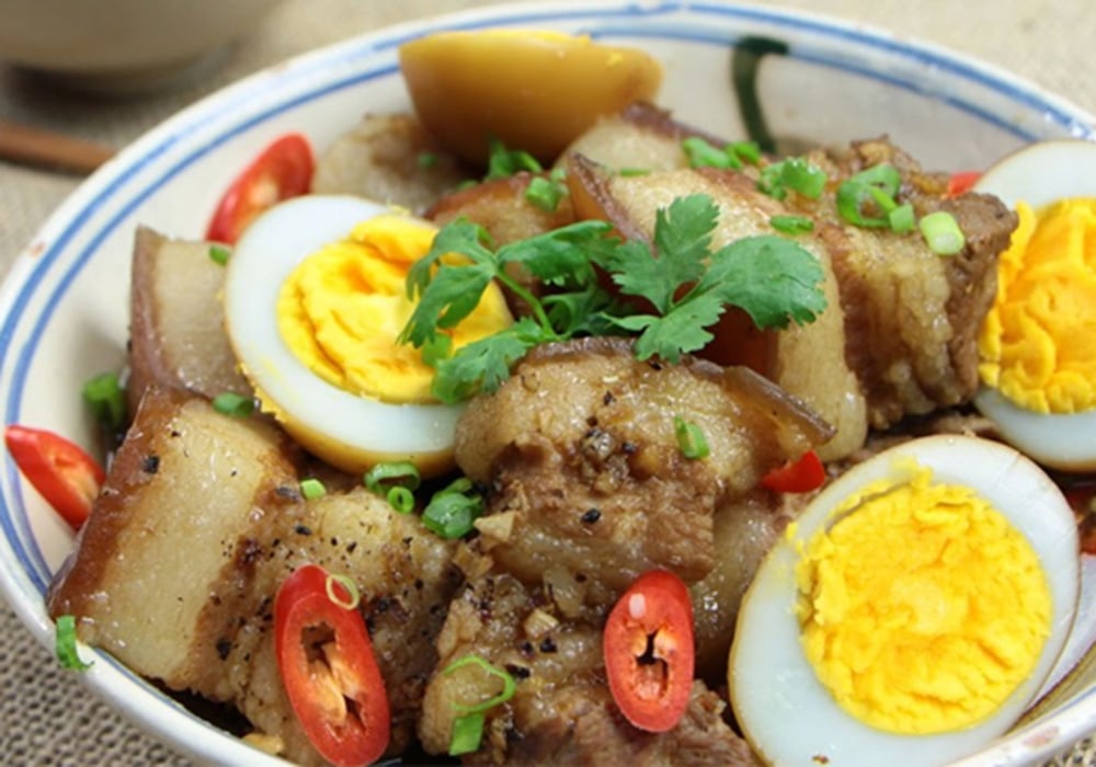 Thịt kho xá xị