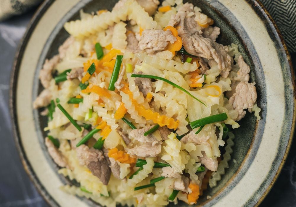 Thịt lợn xào su hào