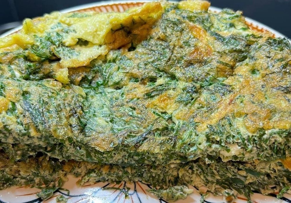 Trứng chiên lá lốt thịt băm