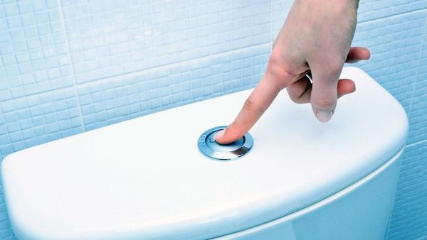 Bồn Cầu Không Xả Nước Đúng Cách – Nguyên Nhân & Cách Khắc Phục Hiệu Quả Bùi Minh