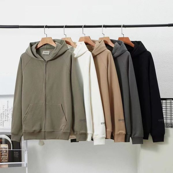 Hướng Dẫn Giặt Hoodie Bằng Máy Giặt Đúng Cách