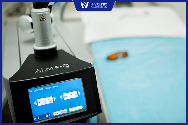 Phòng khám da liễu HHV đơn vị tiên phong sử dụng máy laser ALMA-Q từ hãng lasers để điều trị các bệnh lý da liễu cho khách hàng