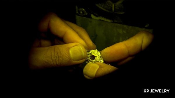 Professional Jewelry Quality Control: A Comprehensive Guide for Fine Jewelry Manufacturers