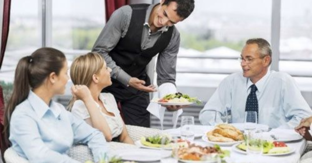 Bí quyết xây dựng chiến lược kinh doanh ngành F&B thành công - Tổng quan về ngành F&B tại Việt Nam