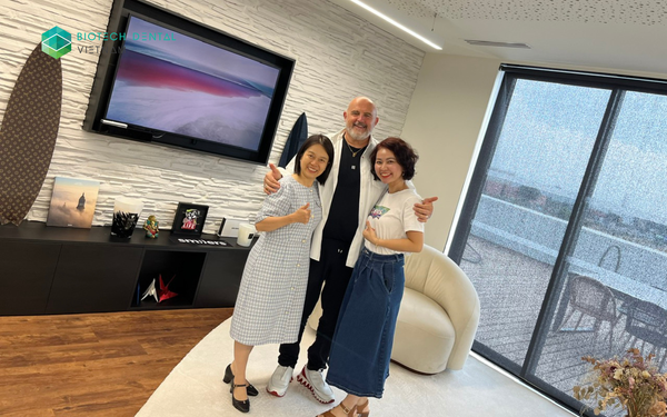 HÀNH TRÌNH ĐÀO TẠO SMILERS TẠI BIOTECH DENTAL PHÁP VÀ CÔNG BỐ ĐỘI NGŨ GIẢNG VIÊN CHÍNH THỨC CỦA BIOTECH DENTAL VIETNAM