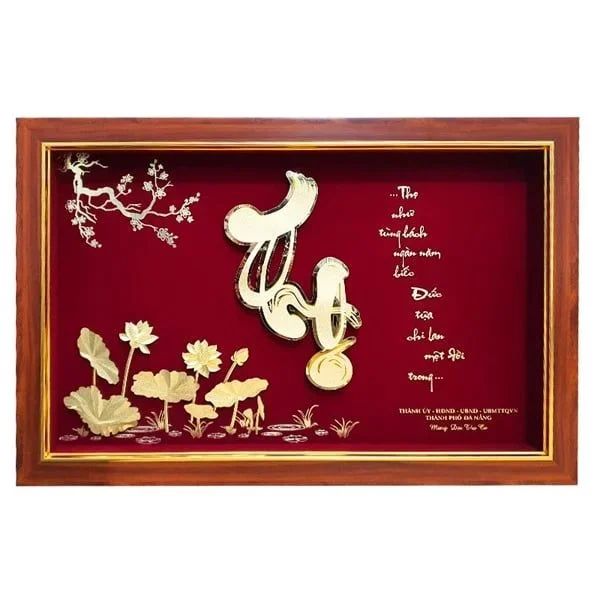 chữ thọ dát vàng