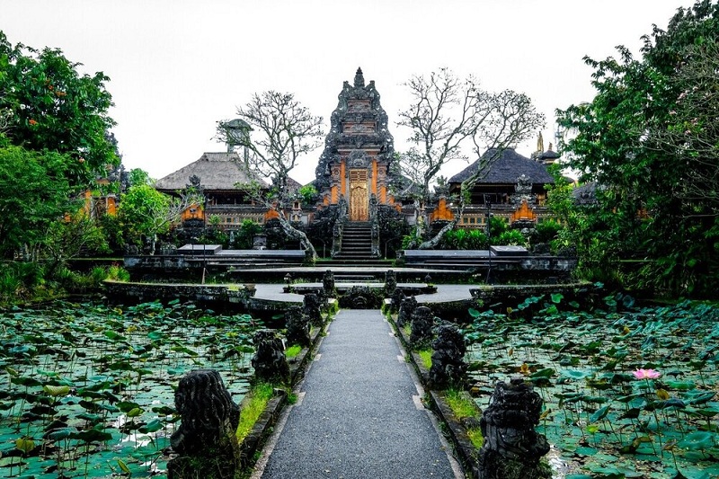 Những ngôi đền nổi tiếng tại Bali