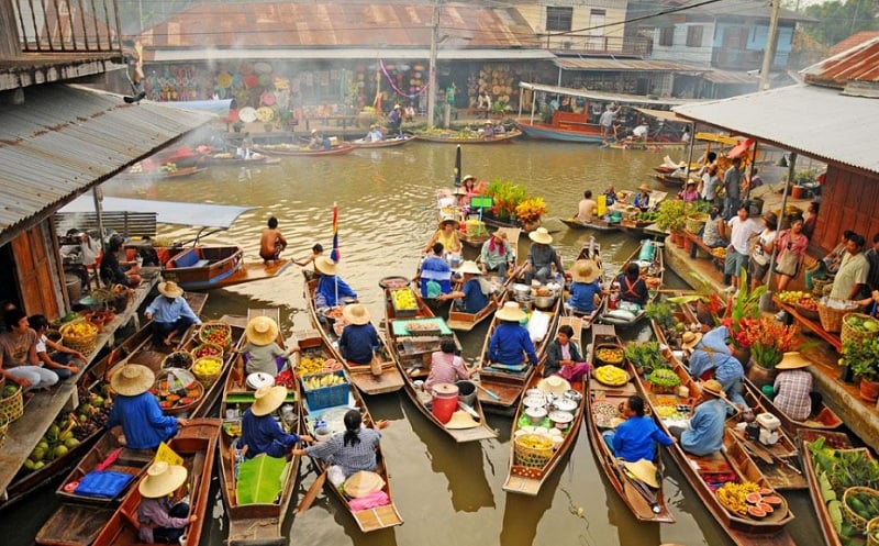 Trải nghiệm những khu mua sắm sầm uất tại Thái