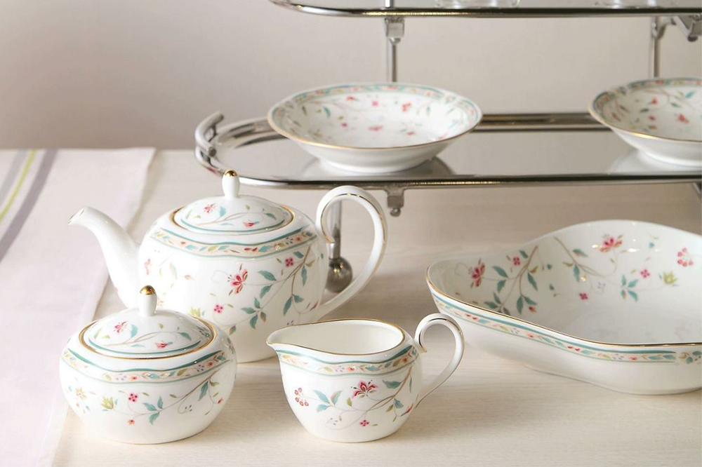 hana sarasa noritake